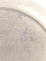 Flacher Teller, Durchmesser 26cm, Monogramm M & R im Logo, Anscheinend Majolika, wahrscheinlich um 1900