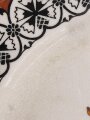 Flacher Teller, Durchmesser 26cm, Monogramm M & R im Logo, Anscheinend Majolika, wahrscheinlich um 1900