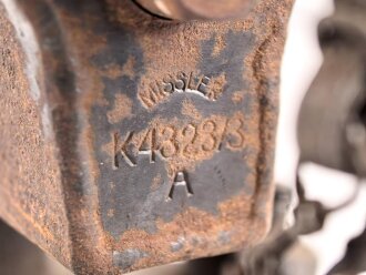 Vorheizer, Anwärmer für Fahrzeuge der Wehrmacht. Kleines Modell, Höhe 27cm, ungereinigtes Stück, diverse Ersatzteile anbei