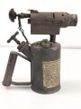 Vorheizer, Anwärmer für Fahrzeuge der Wehrmacht. Kleines Modell, Höhe 27cm, ungereinigtes Stück, diverse Ersatzteile anbei