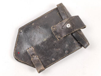 Ledertasche für einen Klappspaten der Wehrmacht....