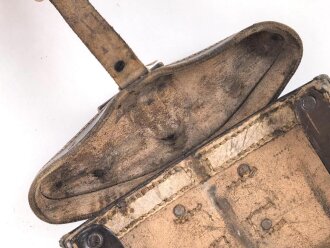 Ledertasche für einen Klappspaten der Wehrmacht. Gebraucht, datiert 1941