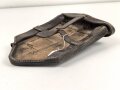 Ledertasche für einen Klappspaten der Wehrmacht. Gebraucht, datiert 1941