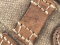 Paar Magazintaschen zur Maschinenpistole MP38 und 40 der Wehrmacht. Hersteller dkk44. Seltenes Paar, wenn es sandfarbene MP Taschen im Angebot gibt, dann fast ausschliesslich vom Hersteller clg