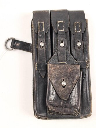 Magazintasche zur Maschinenpistole MP38 und 40 . Variante...