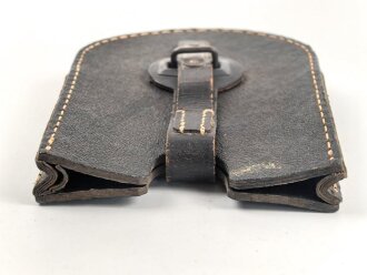 Koppeltasche für die kurze Drahtschere der Wehrmacht. Schwarzes Ersatzmaterial, sehr guter Zustand, Hersteller fkx43