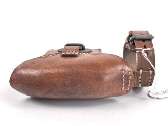 Systemschutz zum k98 der Wehrmacht, in dieser Form für Berittene, Leder weich . Hersteller jhz 1942