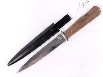 Kampfmesser / Stiefelmesser Wehrmacht. Hersteller...