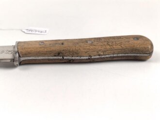 Kampfmesser / Stiefelmesser Wehrmacht. Hersteller Eickhorn Solingen. Ungetragen, die Klinge warum auch immer leicht angeschliffen