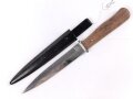 Kampfmesser / Stiefelmesser Wehrmacht. Hersteller Eickhorn Solingen. Ungetragen, die Klinge warum auch immer leicht angeschliffen