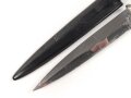 Kampfmesser / Stiefelmesser Wehrmacht. Hersteller Eickhorn Solingen. Ungetragen, die Klinge warum auch immer leicht angeschliffen
