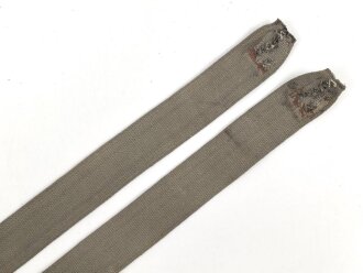 Paar Trageriemen zum hölzernen Transportbehälter für das Scherenfernrohr der Wehrmacht