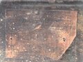 Transportbehälter für drei Stück 8,8cm Sprenggranate  mit Kopfzünder. Maße etwa 15 x 38 x 97cm. Von einem amerikanischen Soldaten als Versandkasten benutzt.