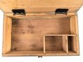 Werkzeugkasten für Panzerkampfwagen der Wehrmacht. Maße 23 x 40 x 9,5cm. Originallack, ungereinigt