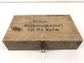 Ketten Werkzeugkasten für Panzerkampfwagen der Wehrmacht. Maße 22 x 40 x 9cm. Originallack, ungereinigt