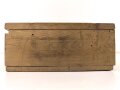 Werkzeugkasten I für ein Fahrzeug der Wehrmacht. Maße 23 x 40 x 10cm. Originallack, ungereinigt