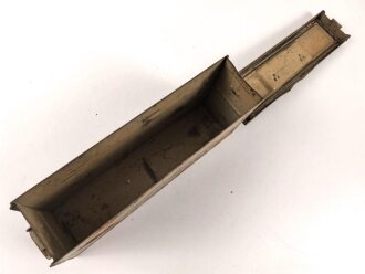 Kasten "Oel" Patronenkasten Wehrmacht. Originallack, ungereinigtes Stück, datiert 1944