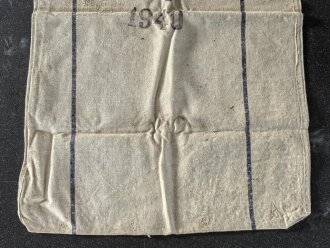 Grosser Sack für Heeresverpflegung der Wehrmacht. gebraucht, ungereinigt, datiert 1940