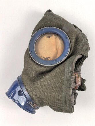 Gasmaske Modell 1930 Wehrmacht. Ungebrauchtes Stück , Hersteller hnr, datiert 1944, Originallack, ungereinigt
