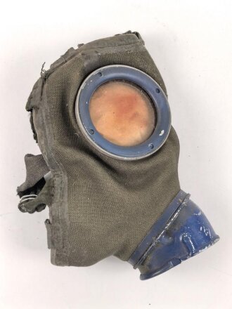 Gasmaske Modell 1930 Wehrmacht. Ungebrauchtes Stück , Hersteller hnr, datiert 1944, Originallack, ungereinigt