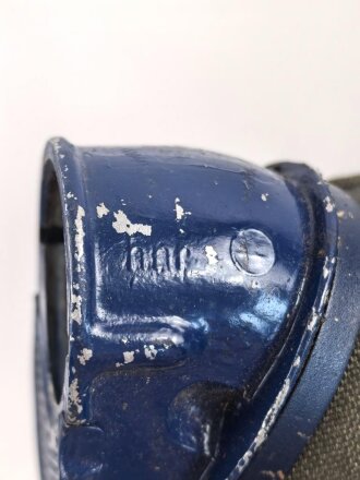 Gasmaske Modell 1930 Wehrmacht. Ungebrauchtes Stück , Hersteller hnr, datiert 1944, Originallack, ungereinigt