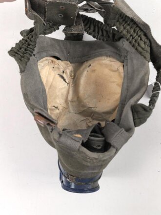 Gasmaske Modell 1930 Wehrmacht. Ungebrauchtes Stück , Hersteller hnr, datiert 1944, Originallack, ungereinigt