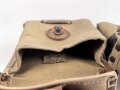 Magazintasche zum K43 der Wehrmacht aus gelbem Ersatzmaterial, kein Hersteller erkennbar