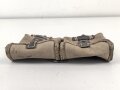 Magazintasche zum K43 der Wehrmacht aus gelbem Ersatzmaterial, kein Hersteller erkennbar