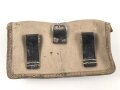 Magazintasche zum K43 der Wehrmacht aus gelbem Ersatzmaterial, kein Hersteller erkennbar