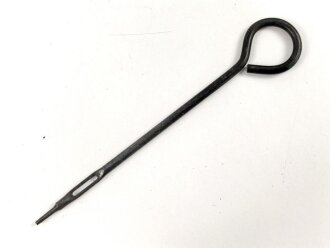 Pappkasten für eine Walther PPK Cal. 7,65 aus der Zeit des 2. Weltkrieg. Guter Zustand, innen diverse Reinigungsmaterialien