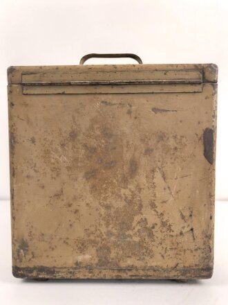 Motorrad Packtasche Wehrmacht. Ausführung in Blech....