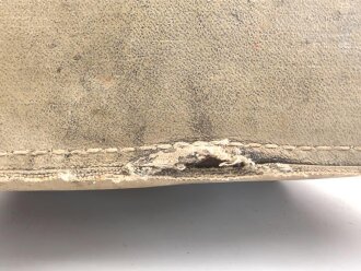 Motorrad Packtasche Wehrmacht. Ausführung in Ersatzmaterial. Originallack, ungereinigtes Stück