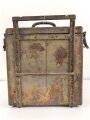 Motorrad Packtasche Wehrmacht. Ausführung in Blech. Originallack, ungereinigtes Stück