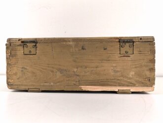 Patronenkasten B Wehrmacht. Packzettel  für 1500 Patronen 8 x 57 von 1944. Von einem amerikanischen Soldaten als Versandkasten benutzt.