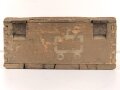 Transportkasten Wehrmacht mit taktischem Zeichen. Maße etwa 33 x 43 x 16cm, ungereinigt, Originallack