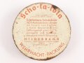 Scho-ka-kola Dose Wehrmacht Packung 1941, ungereinigtes Stück, halber Inhalt der Dose im Boden