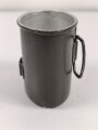 Deutschland nach 1945, Becher für eine Feldflasche , vermutlich für Bundesgrenzschutz. Baugleich Wehrmacht, nicht gestempelt
