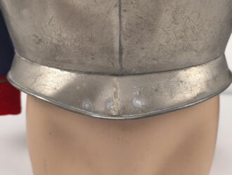 Frankreich ? Kinderuniform auf älterer Figur, Höhe des Kürass etwa 32cm