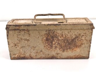 Gurtkasten Wehrmacht für Maschinengewehr Gurt. Originallack, ungereinigtes Stück