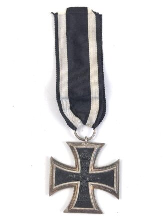 Eisernes Kreuz 2. Klasse 1914 am Band. Kein Hersteller im Bandring