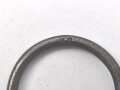 Eisernes Kreuz 2. Klasse 1914.  Hersteller KO im Bandring für Klein & Quenzer. Band beiliegend, in der originalen Umverpackung von KO