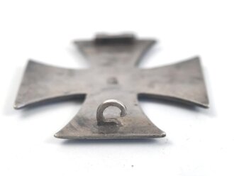 Eisernes Kreuz 1. Klasse 1914.  Hersteller CD800 im Bandring für Carl Dillenius "800" Silber. Die Nadel fehlt