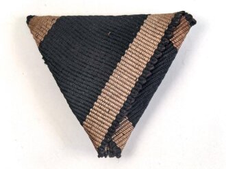 Dreiecksband für Eisernes Kreuz 2. Klasse 1914. Österreichische Trageweise