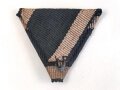 Dreiecksband für Eisernes Kreuz 2. Klasse 1914. Österreichische Trageweise