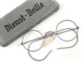 Dienstbrille Wehrmacht, nicht verausgabt, daher noch keine Gläser eingesetzt, aus altem Bestand, ungereinigt
