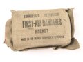 Vietnamkrieg, in China hergestelltes Verbandpäckchen, so bei der Nordvietnamesischen Armee und dem Vietkong verwendet.