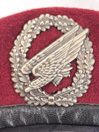 Bundeswehr, Barett für einen Angehörigen der...