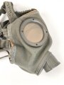 Luftschutz / Werkschutz. Gasmaske Modell 1930, Ausführung als S-Maske für den Luftschutz, datiert 1938. Weich, guter Zustand