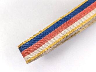 Ordensband für eine Bandspange zur Kolonialauszeichnung ( sogenannter Löwenorden) 2. Stufe. Breite 15mm, sie erhalten je 10cm von der Rolle abgeschnitten