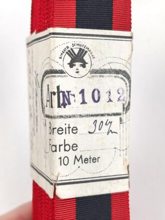 Spanien, Rolle Ordensband zum Orden von Joch und den Pfeilen ( Imperial del Yugo y las Flechas) Breite 30mm, in der originalen Banderole, laut dieser 10 Meter